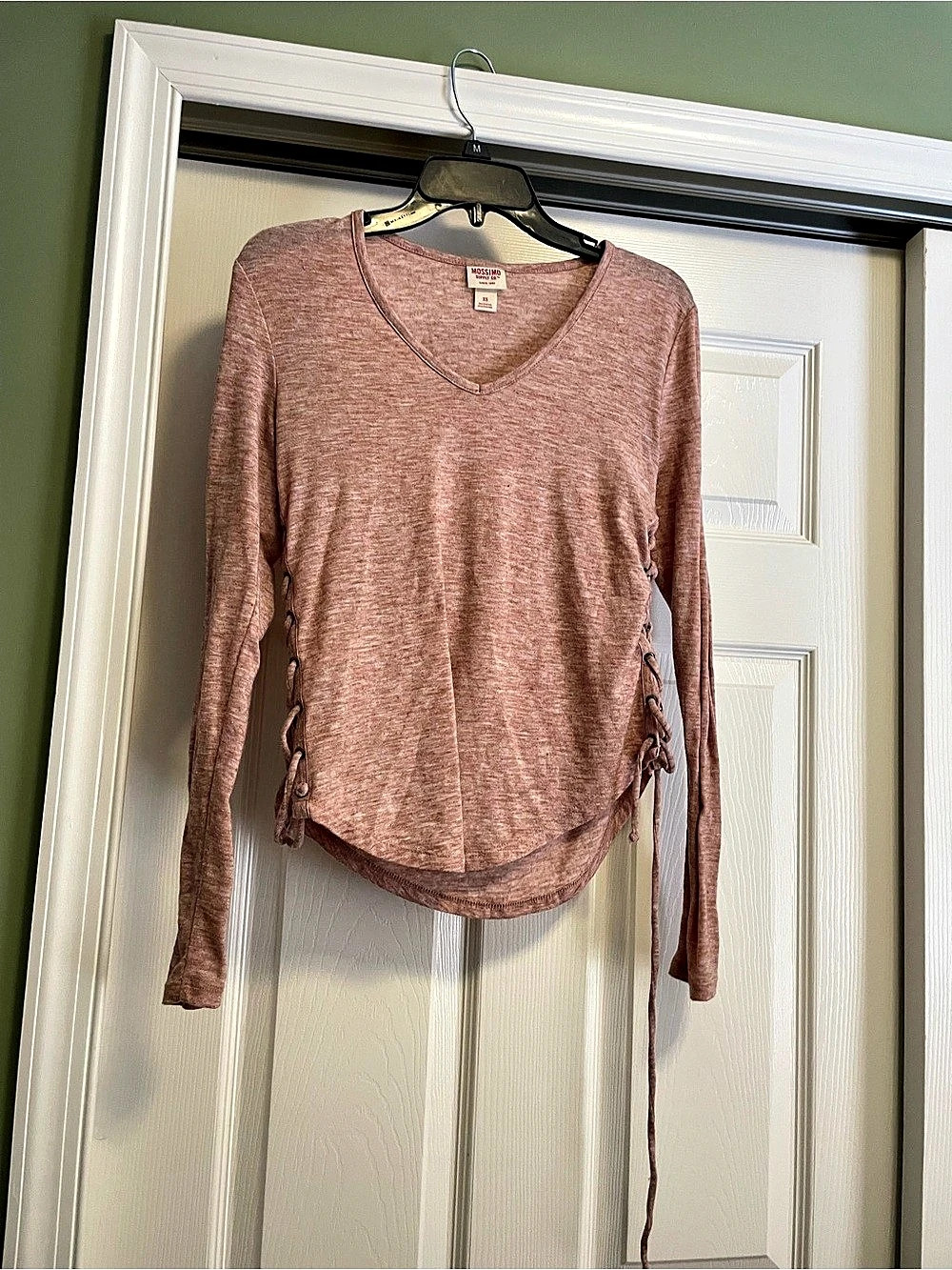 Mossimo Long Sleeve Side-Tie Top in Pink Size XS Like New